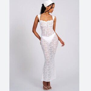 Miss Circle Veronica White Lace Maxi Dress